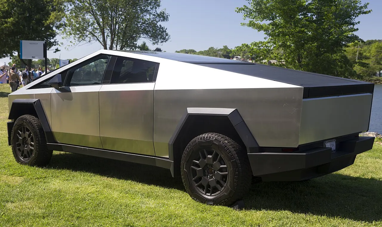 Cybertruck vault bed, rear three-quarter